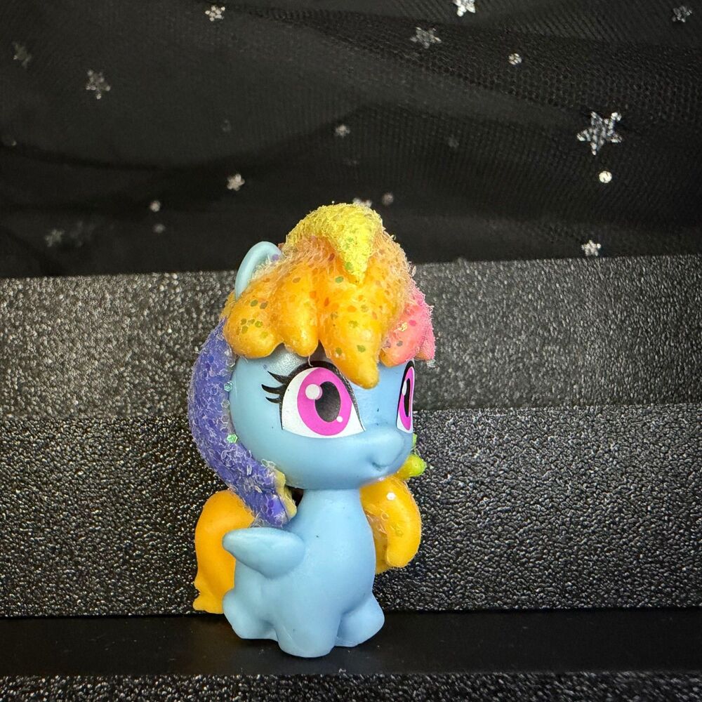 My Little Pony Rainbow Dash Cutie Mark Crew Mini Figure